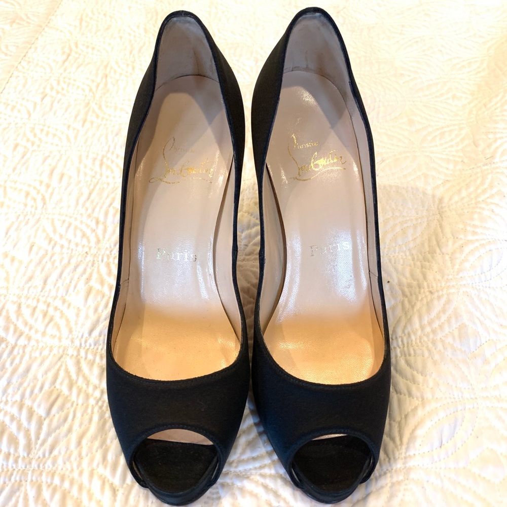 Authentic Louboutin - Picture 5 of 8